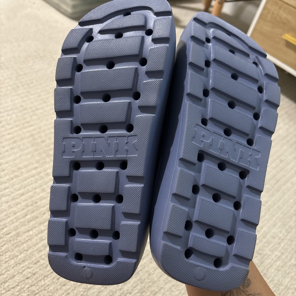 PINK Victoria's Secret Kids Sandals in Blue
